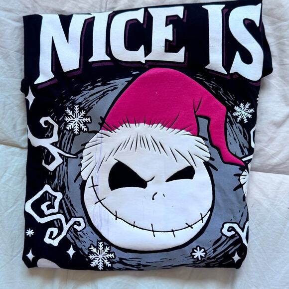 Nightmare before christmas black graphic tee sz M Jack skellington Santa claus - Picture 5 of 8